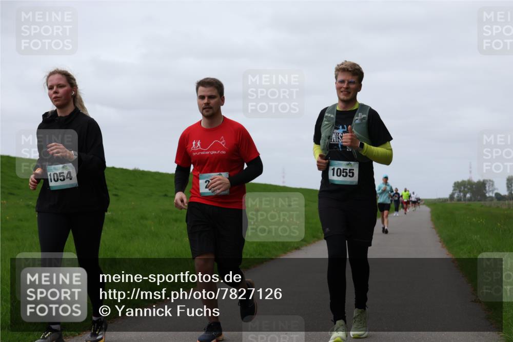 04.05.2025 - 8. Wedeler Halbmarathon Yannick Fuchs http://msf.ph/oto/7827126 04.05.2025 11:33:59 Laufen 1054, 20, 1055 meine-sportfotos.de