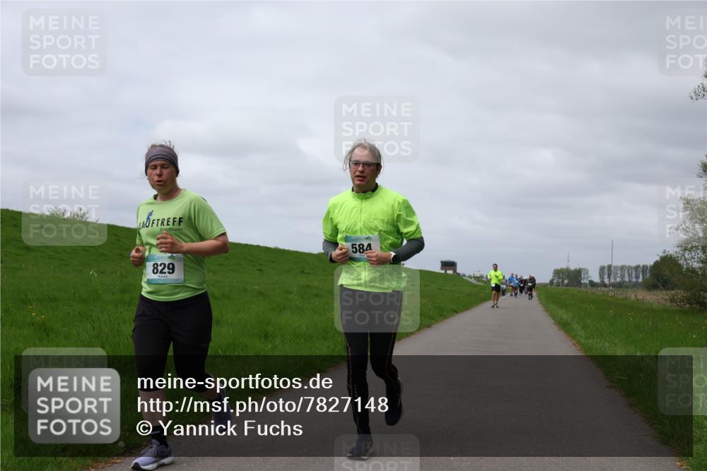 04.05.2025 - 8. Wedeler Halbmarathon Yannick Fuchs http://msf.ph/oto/7827148 04.05.2025 11:56:46 Laufen 829, 584 meine-sportfotos.de