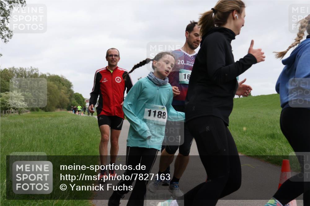 04.05.2025 - 8. Wedeler Halbmarathon Yannick Fuchs http://msf.ph/oto/7827163 04.05.2025 11:14:40 Laufen 1188, 20, 16 meine-sportfotos.de