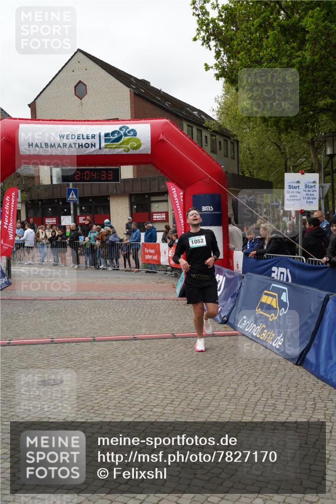04.05.2025 - 8. Wedeler Halbmarathon Felixshl http://msf.ph/oto/7827170 04.05.2025 12:04:31 Ziel 1052 meine-sportfotos.de