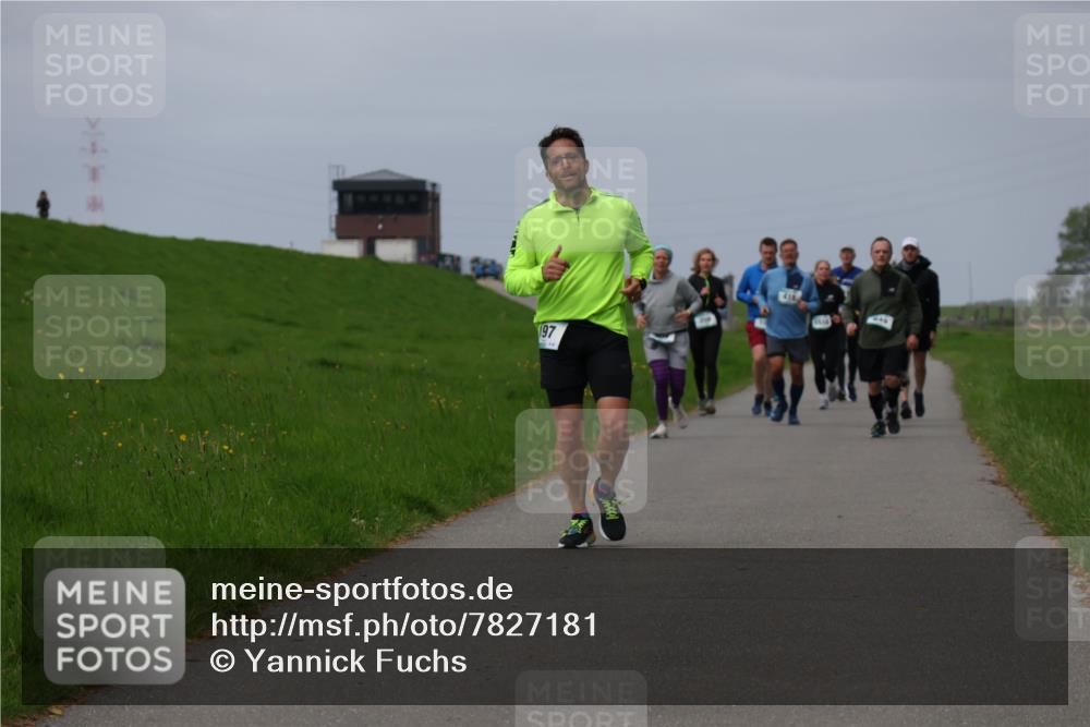 04.05.2025 - 8. Wedeler Halbmarathon Yannick Fuchs http://msf.ph/oto/7827181 04.05.2025 11:56:51 Laufen 197 meine-sportfotos.de
