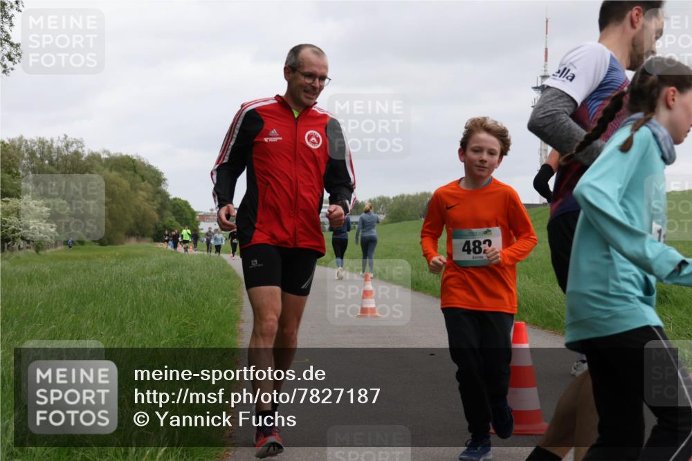 04.05.2025 - 8. Wedeler Halbmarathon Yannick Fuchs http://msf.ph/oto/7827187 04.05.2025 11:14:41 Laufen 482 meine-sportfotos.de