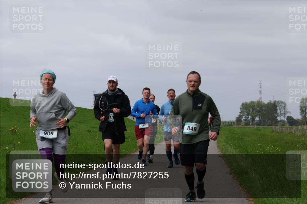 04.05.2025 - 8. Wedeler Halbmarathon Yannick Fuchs http://msf.ph/oto/7827255 04.05.2025 11:57:03 Laufen 909, 183, 849 meine-sportfotos.de
