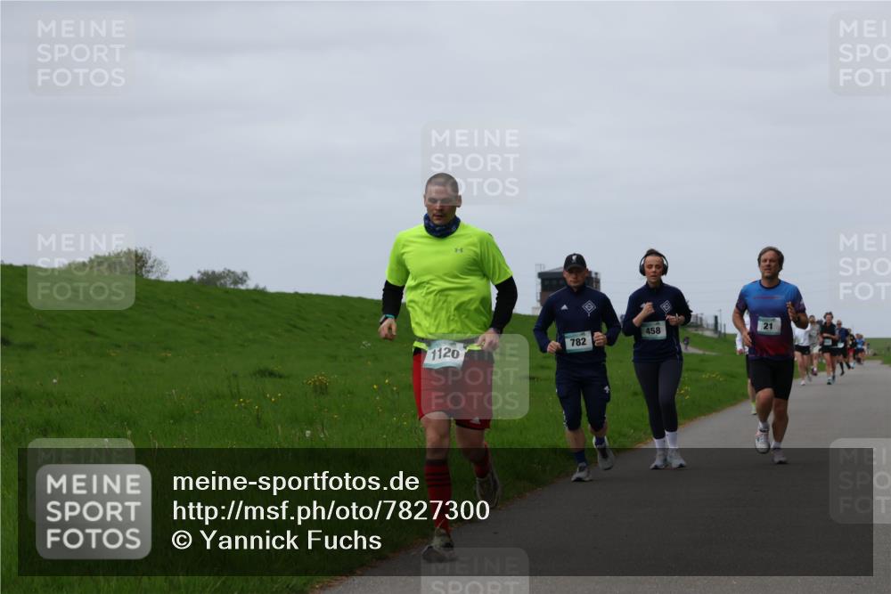 04.05.2025 - 8. Wedeler Halbmarathon Yannick Fuchs http://msf.ph/oto/7827300 04.05.2025 11:34:15 Laufen 782, 1120, 458, 21 meine-sportfotos.de
