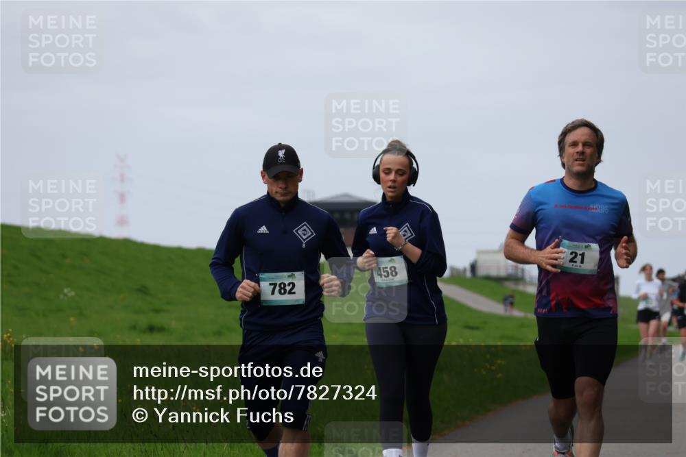 04.05.2025 - 8. Wedeler Halbmarathon Yannick Fuchs http://msf.ph/oto/7827324 04.05.2025 11:34:17 Laufen 782, 19, 924, 2024, 458, 21 meine-sportfotos.de