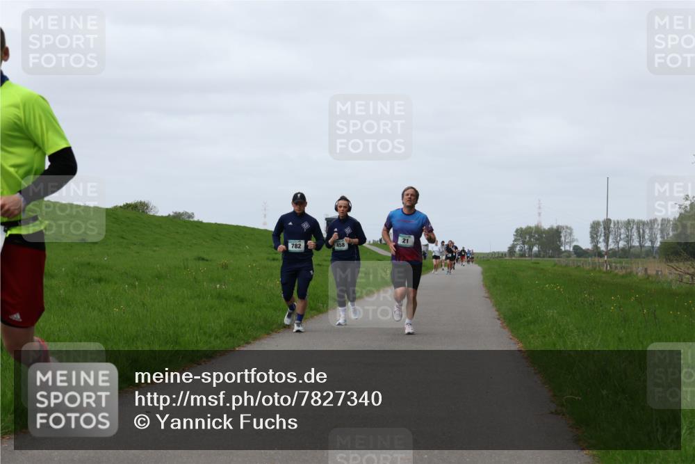 04.05.2025 - 8. Wedeler Halbmarathon Yannick Fuchs http://msf.ph/oto/7827340 04.05.2025 11:34:17 Laufen 782, 458, 21 meine-sportfotos.de