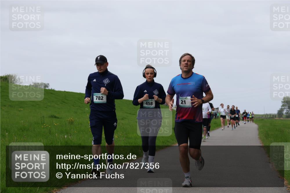 04.05.2025 - 8. Wedeler Halbmarathon Yannick Fuchs http://msf.ph/oto/7827356 04.05.2025 11:34:18 Laufen 782, 458, 21, 2024 meine-sportfotos.de