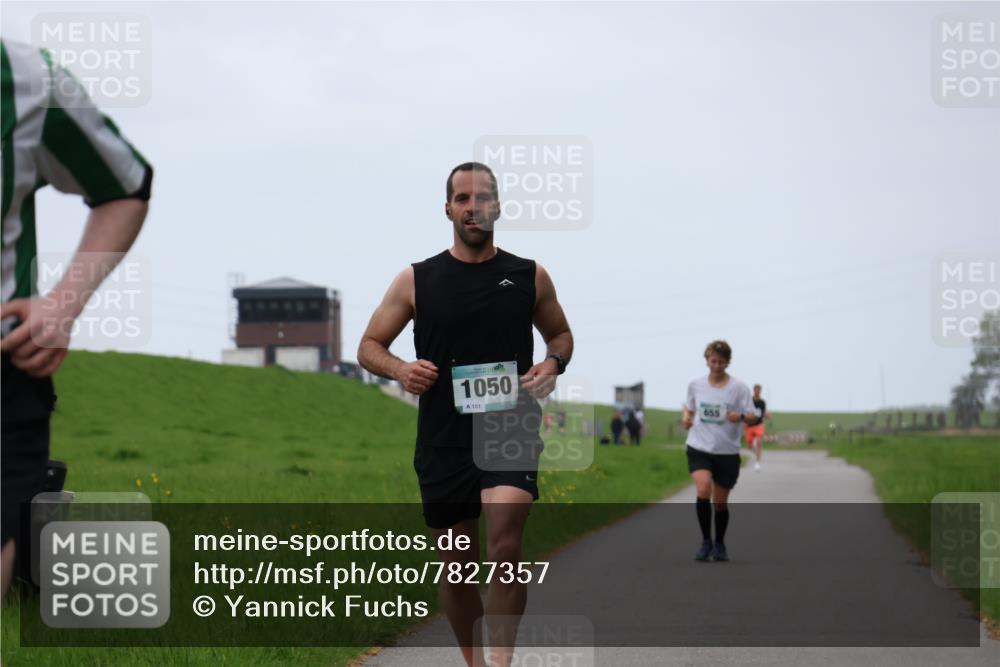 04.05.2025 - 8. Wedeler Halbmarathon Yannick Fuchs http://msf.ph/oto/7827357 04.05.2025 11:14:53 Laufen 1050, 151, 655 meine-sportfotos.de