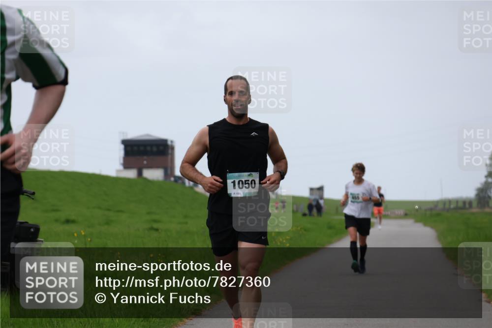 04.05.2025 - 8. Wedeler Halbmarathon Yannick Fuchs http://msf.ph/oto/7827360 04.05.2025 11:14:53 Laufen 1050, 151, 655 meine-sportfotos.de