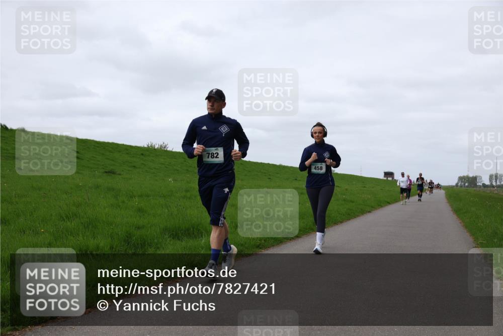 04.05.2025 - 8. Wedeler Halbmarathon Yannick Fuchs http://msf.ph/oto/7827421 04.05.2025 11:34:23 Laufen 782, 458 meine-sportfotos.de