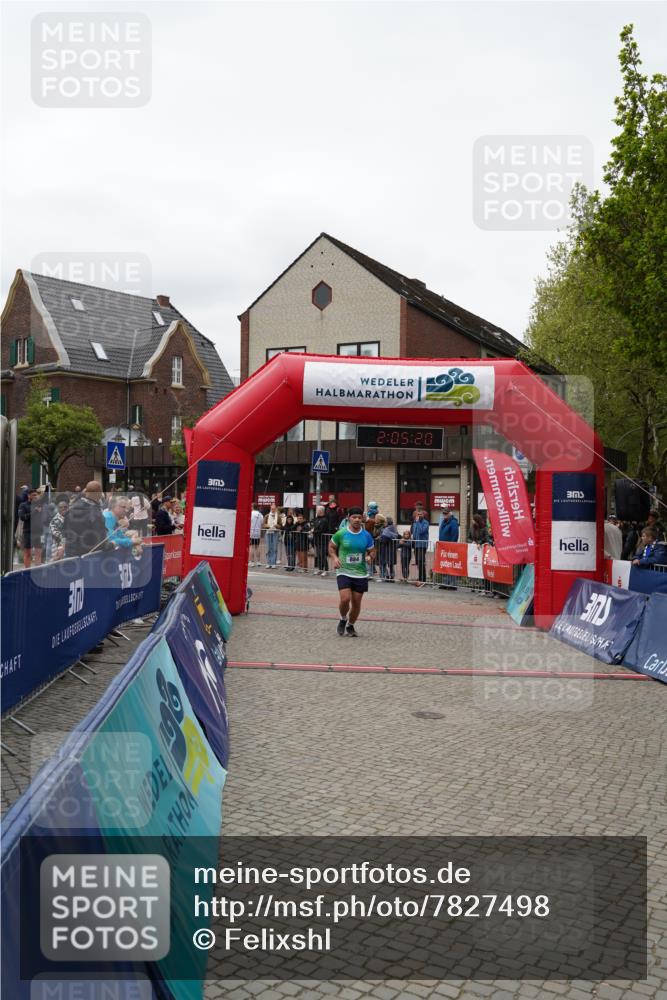 04.05.2025 - 8. Wedeler Halbmarathon Felixshl http://msf.ph/oto/7827498 04.05.2025 12:05:18 Ziel 884 meine-sportfotos.de