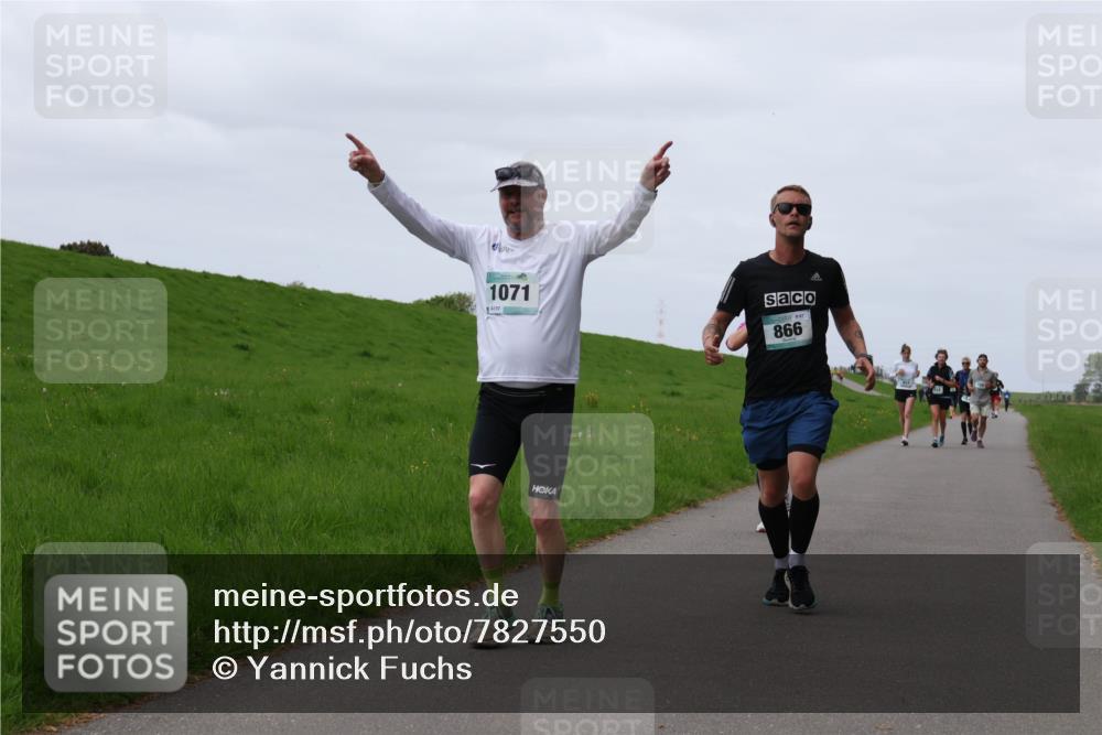 04.05.2025 - 8. Wedeler Halbmarathon Yannick Fuchs http://msf.ph/oto/7827550 04.05.2025 11:34:30 Laufen 1071, 866 meine-sportfotos.de