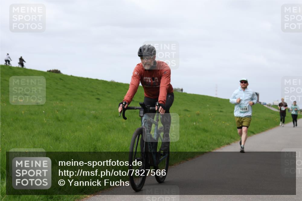04.05.2025 - 8. Wedeler Halbmarathon Yannick Fuchs http://msf.ph/oto/7827566 04.05.2025 11:57:17 Laufen 1018 meine-sportfotos.de