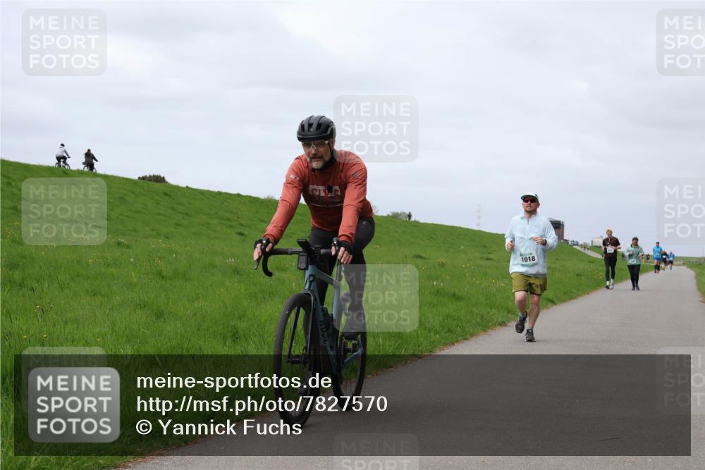 04.05.2025 - 8. Wedeler Halbmarathon Yannick Fuchs http://msf.ph/oto/7827570 04.05.2025 11:57:17 Laufen 1018 meine-sportfotos.de