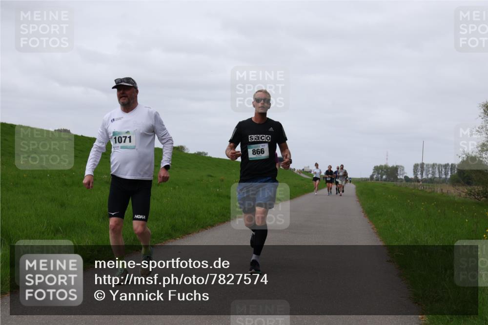 04.05.2025 - 8. Wedeler Halbmarathon Yannick Fuchs http://msf.ph/oto/7827574 04.05.2025 11:34:31 Laufen 1071, 866 meine-sportfotos.de