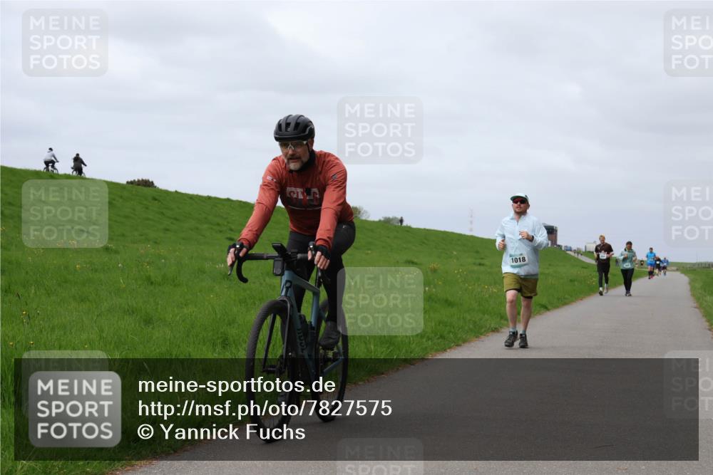 04.05.2025 - 8. Wedeler Halbmarathon Yannick Fuchs http://msf.ph/oto/7827575 04.05.2025 11:57:17 Laufen 27, 1018 meine-sportfotos.de