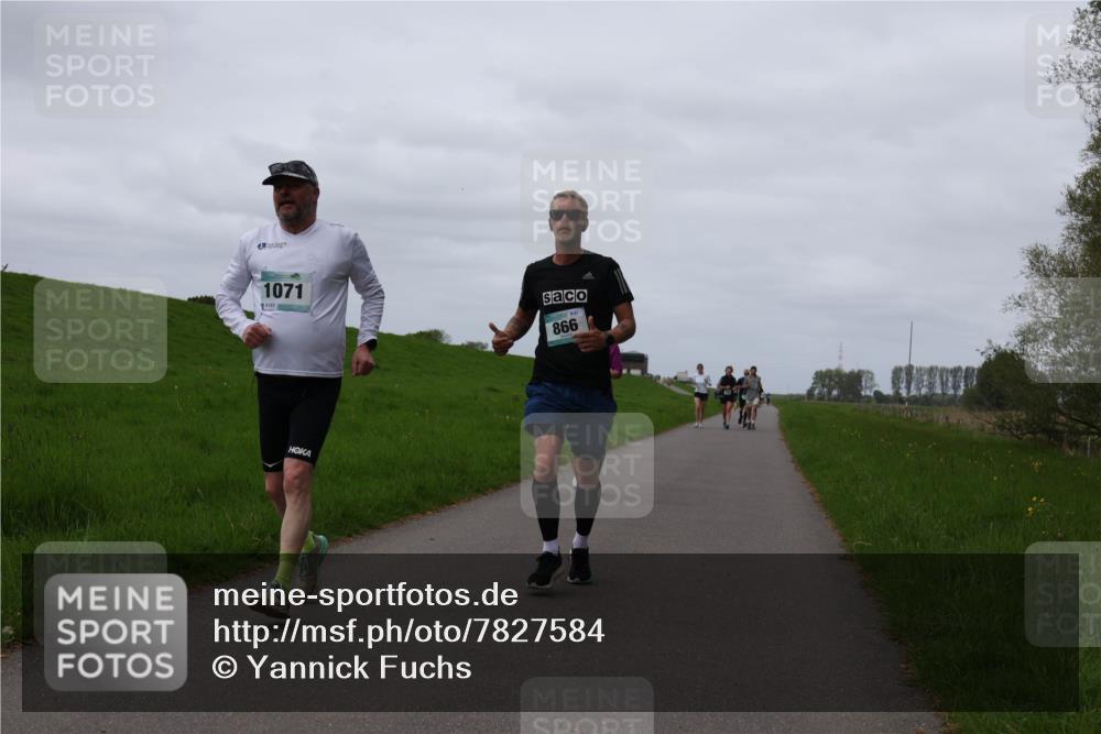 04.05.2025 - 8. Wedeler Halbmarathon Yannick Fuchs http://msf.ph/oto/7827584 04.05.2025 11:34:32 Laufen 1071, 866 meine-sportfotos.de