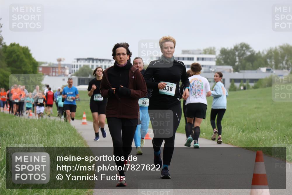 04.05.2025 - 8. Wedeler Halbmarathon Yannick Fuchs http://msf.ph/oto/7827622 04.05.2025 11:15:14 Laufen 836 meine-sportfotos.de
