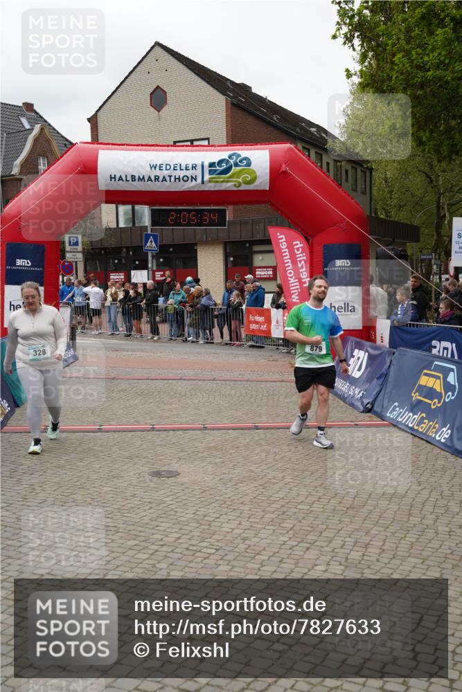 04.05.2025 - 8. Wedeler Halbmarathon Felixshl http://msf.ph/oto/7827633 04.05.2025 12:05:31 Ziel 328, 879 meine-sportfotos.de