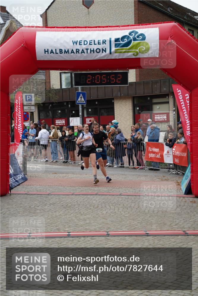 04.05.2025 - 8. Wedeler Halbmarathon Felixshl http://msf.ph/oto/7827644 04.05.2025 12:05:50 Ziel 45, 91, 92 meine-sportfotos.de