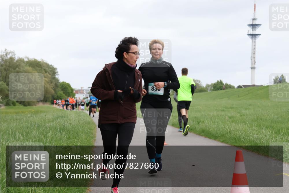 04.05.2025 - 8. Wedeler Halbmarathon Yannick Fuchs http://msf.ph/oto/7827660 04.05.2025 11:15:18 Laufen 830 meine-sportfotos.de