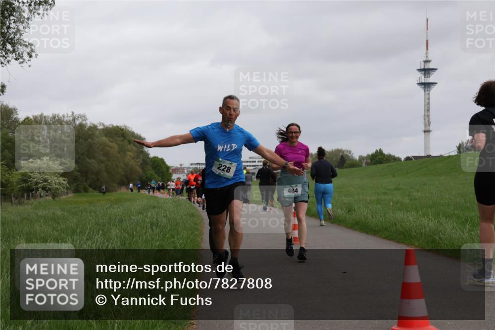 04.05.2025 - 8. Wedeler Halbmarathon Yannick Fuchs http://msf.ph/oto/7827808 04.05.2025 11:15:31 Laufen 228, 484 meine-sportfotos.de
