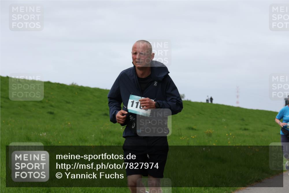 04.05.2025 - 8. Wedeler Halbmarathon Yannick Fuchs http://msf.ph/oto/7827974 04.05.2025 11:58:10 Laufen 11 meine-sportfotos.de