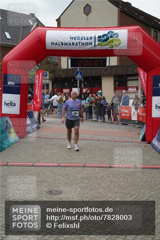 04.05.2025 - 8. Wedeler Halbmarathon Felixshl http://msf.ph/oto/7828003 04.05.2025 12:06:05 Ziel 154, 445, 469 meine-sportfotos.de