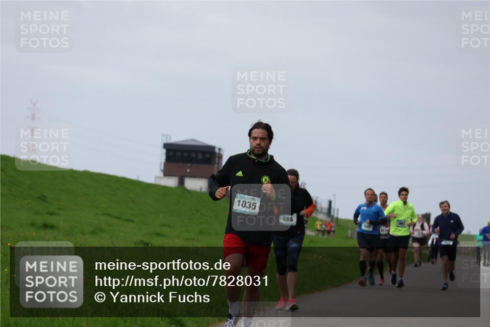 04.05.2025 - 8. Wedeler Halbmarathon Yannick Fuchs http://msf.ph/oto/7828031 04.05.2025 11:34:54 Laufen 1035, 586 meine-sportfotos.de