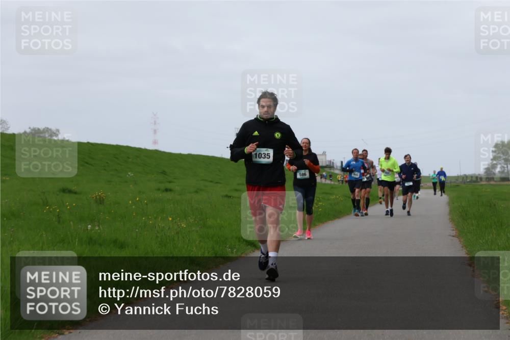04.05.2025 - 8. Wedeler Halbmarathon Yannick Fuchs http://msf.ph/oto/7828059 04.05.2025 11:34:56 Laufen 1035, 586 meine-sportfotos.de