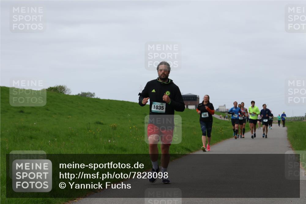 04.05.2025 - 8. Wedeler Halbmarathon Yannick Fuchs http://msf.ph/oto/7828098 04.05.2025 11:34:58 Laufen 1035, 586 meine-sportfotos.de