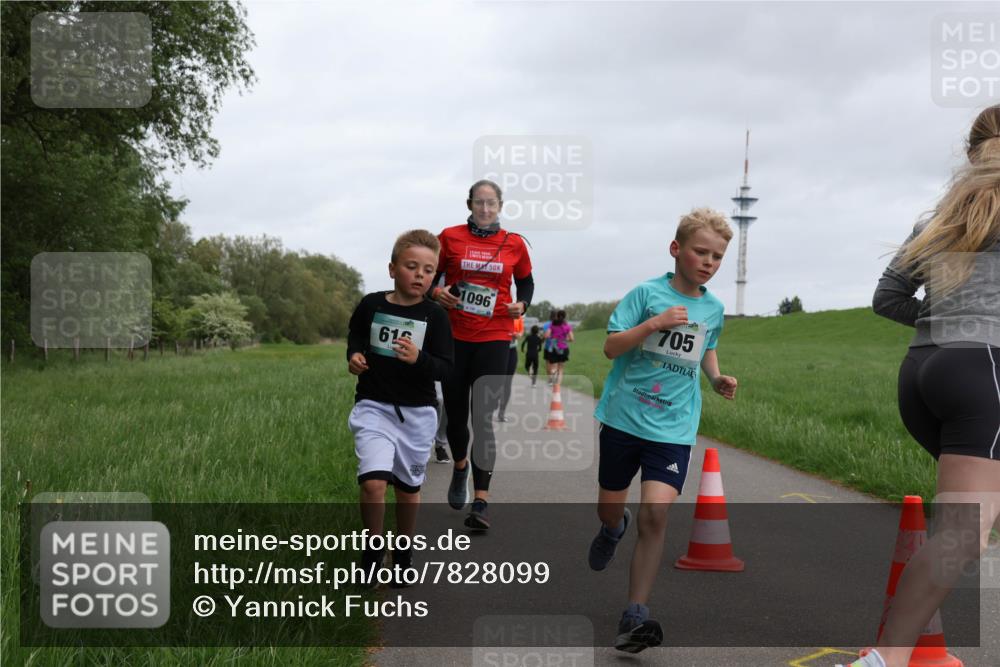 04.05.2025 - 8. Wedeler Halbmarathon Yannick Fuchs http://msf.ph/oto/7828099 04.05.2025 11:15:44 Laufen 615, 50, 1096, 705 meine-sportfotos.de