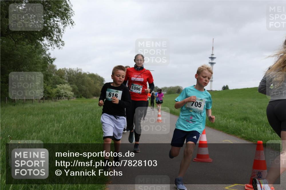 04.05.2025 - 8. Wedeler Halbmarathon Yannick Fuchs http://msf.ph/oto/7828103 04.05.2025 11:15:44 Laufen 616, 50, 1096, 705 meine-sportfotos.de