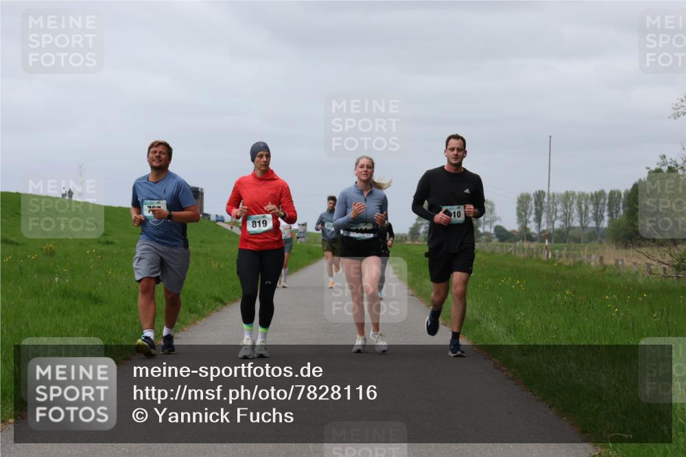 04.05.2025 - 8. Wedeler Halbmarathon Yannick Fuchs http://msf.ph/oto/7828116 04.05.2025 11:58:41 Laufen 819, 10 meine-sportfotos.de