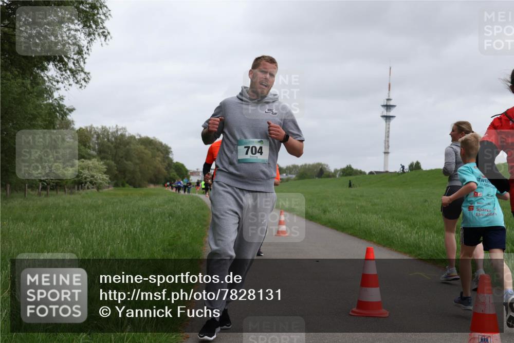 04.05.2025 - 8. Wedeler Halbmarathon Yannick Fuchs http://msf.ph/oto/7828131 04.05.2025 11:15:46 Laufen 704 meine-sportfotos.de