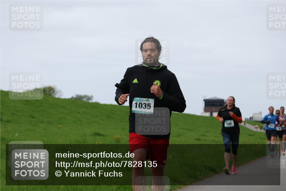 04.05.2025 - 8. Wedeler Halbmarathon Yannick Fuchs http://msf.ph/oto/7828135 04.05.2025 11:34:58 Laufen 1035, 586, 646 meine-sportfotos.de