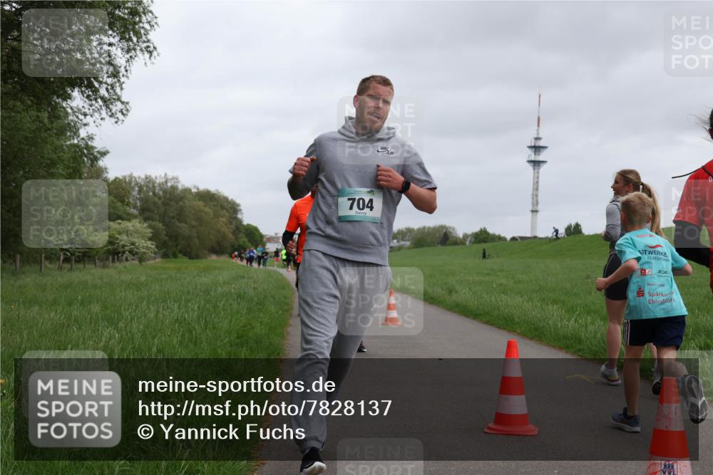 04.05.2025 - 8. Wedeler Halbmarathon Yannick Fuchs http://msf.ph/oto/7828137 04.05.2025 11:15:46 Laufen 704 meine-sportfotos.de
