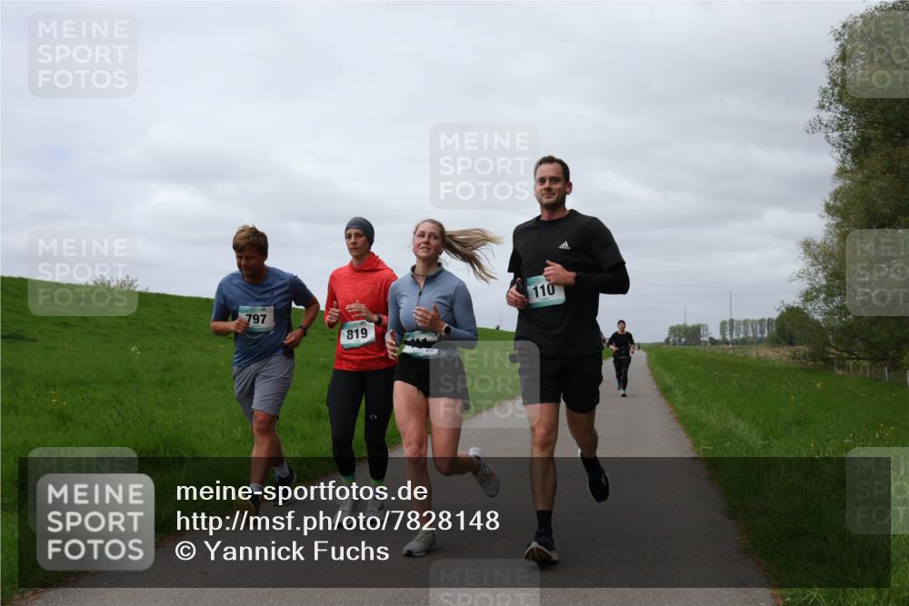 04.05.2025 - 8. Wedeler Halbmarathon Yannick Fuchs http://msf.ph/oto/7828148 04.05.2025 11:58:45 Laufen 797, 819, 110 meine-sportfotos.de