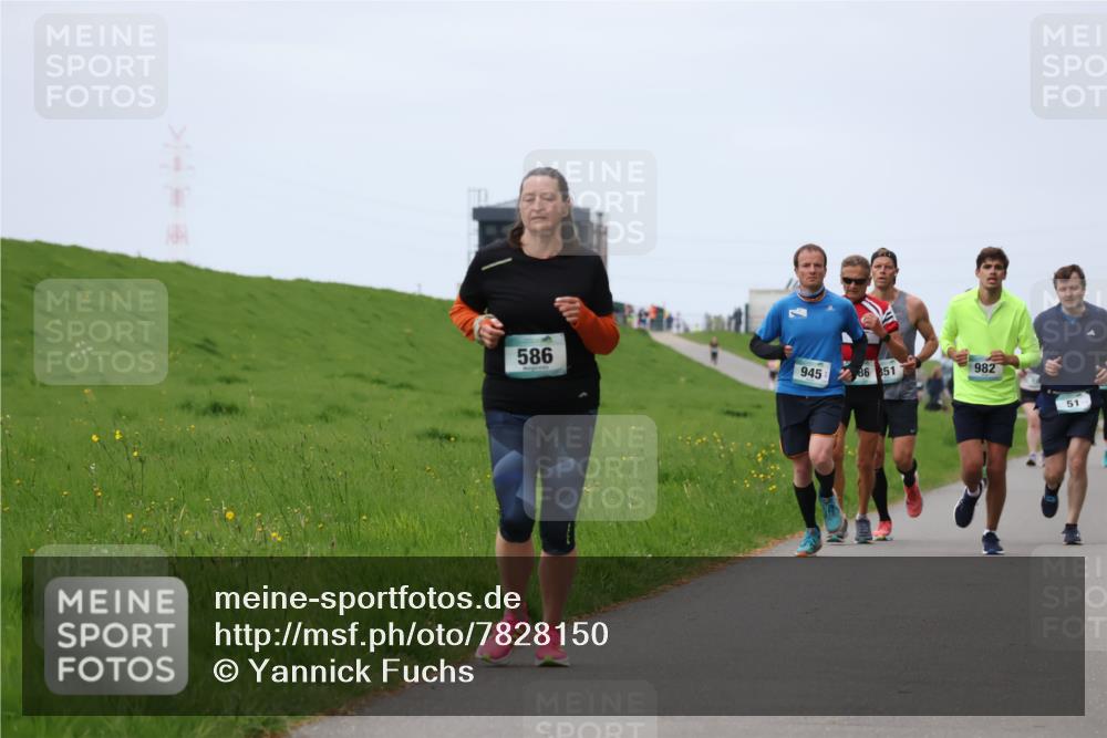 04.05.2025 - 8. Wedeler Halbmarathon Yannick Fuchs http://msf.ph/oto/7828150 04.05.2025 11:35:00 Laufen 586, 945, 86, 851, 982, 51 meine-sportfotos.de