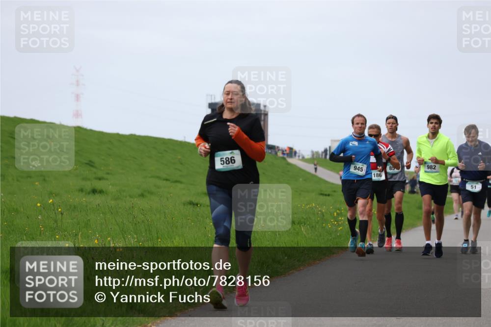 04.05.2025 - 8. Wedeler Halbmarathon Yannick Fuchs http://msf.ph/oto/7828156 04.05.2025 11:35:00 Laufen 586, 982, 945, 85, 186, 51 meine-sportfotos.de