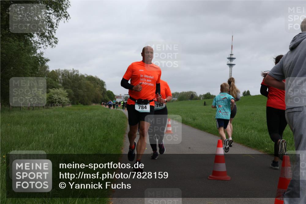 04.05.2025 - 8. Wedeler Halbmarathon Yannick Fuchs http://msf.ph/oto/7828159 04.05.2025 11:15:47 Laufen 784, 783 meine-sportfotos.de