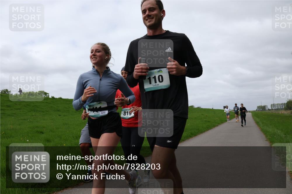 04.05.2025 - 8. Wedeler Halbmarathon Yannick Fuchs http://msf.ph/oto/7828203 04.05.2025 11:58:46 Laufen 62, 819, 110 meine-sportfotos.de