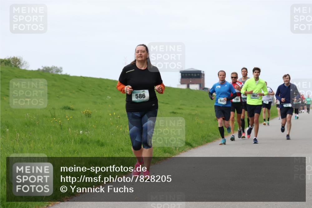 04.05.2025 - 8. Wedeler Halbmarathon Yannick Fuchs http://msf.ph/oto/7828205 04.05.2025 11:35:03 Laufen 586, 186, 945, 982 meine-sportfotos.de
