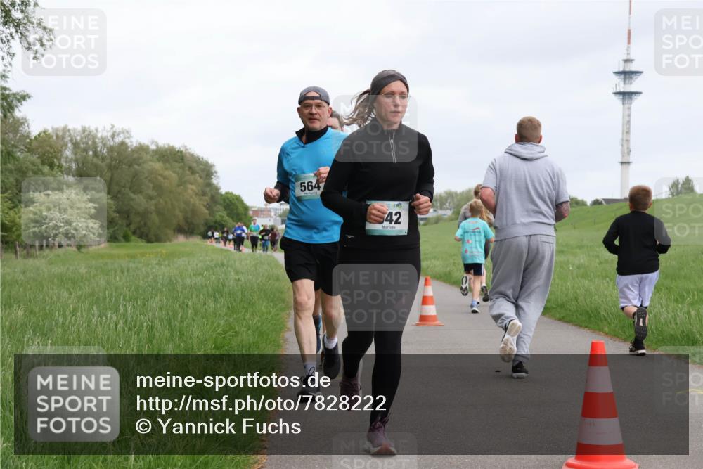 04.05.2025 - 8. Wedeler Halbmarathon Yannick Fuchs http://msf.ph/oto/7828222 04.05.2025 11:15:50 Laufen 564, 42 meine-sportfotos.de