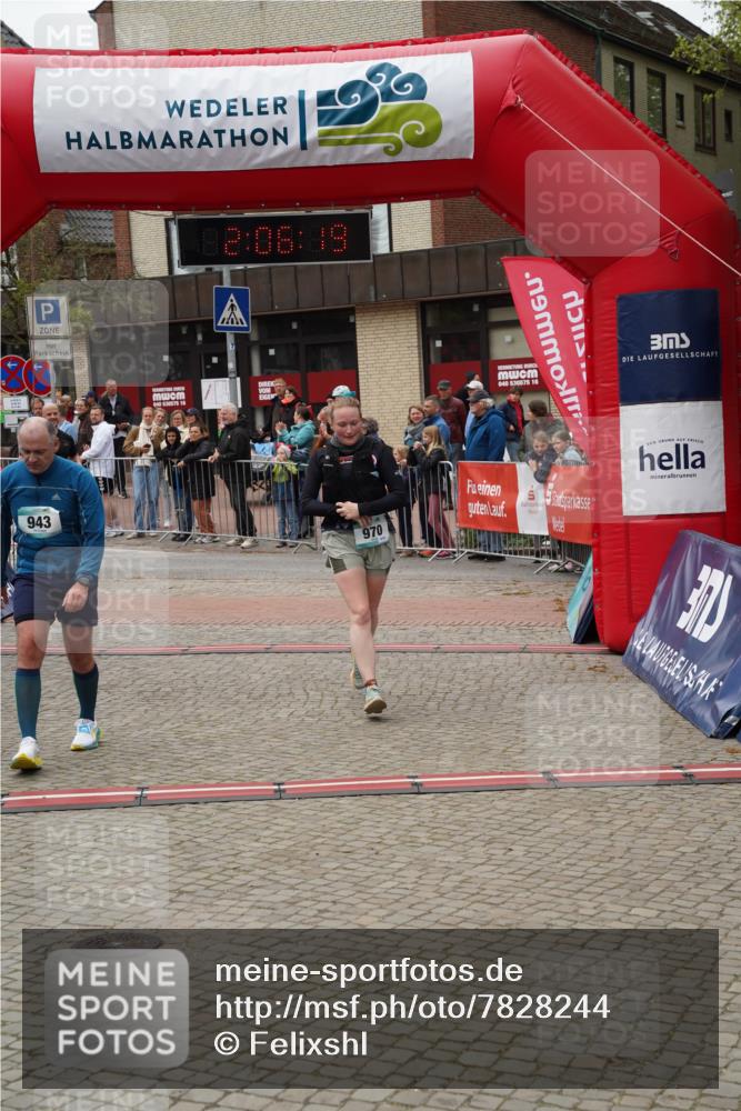 04.05.2025 - 8. Wedeler Halbmarathon Felixshl http://msf.ph/oto/7828244 04.05.2025 12:06:16 Ziel 142, 943, 970 meine-sportfotos.de