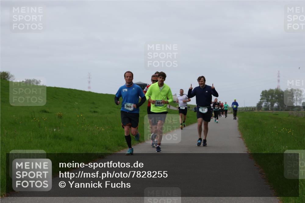 04.05.2025 - 8. Wedeler Halbmarathon Yannick Fuchs http://msf.ph/oto/7828255 04.05.2025 11:35:06 Laufen 945, 982, 51 meine-sportfotos.de