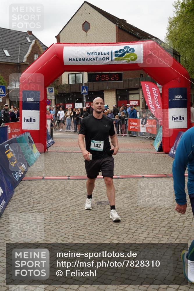 04.05.2025 - 8. Wedeler Halbmarathon Felixshl http://msf.ph/oto/7828310 04.05.2025 12:06:23 Ziel 142, 200, 431 meine-sportfotos.de