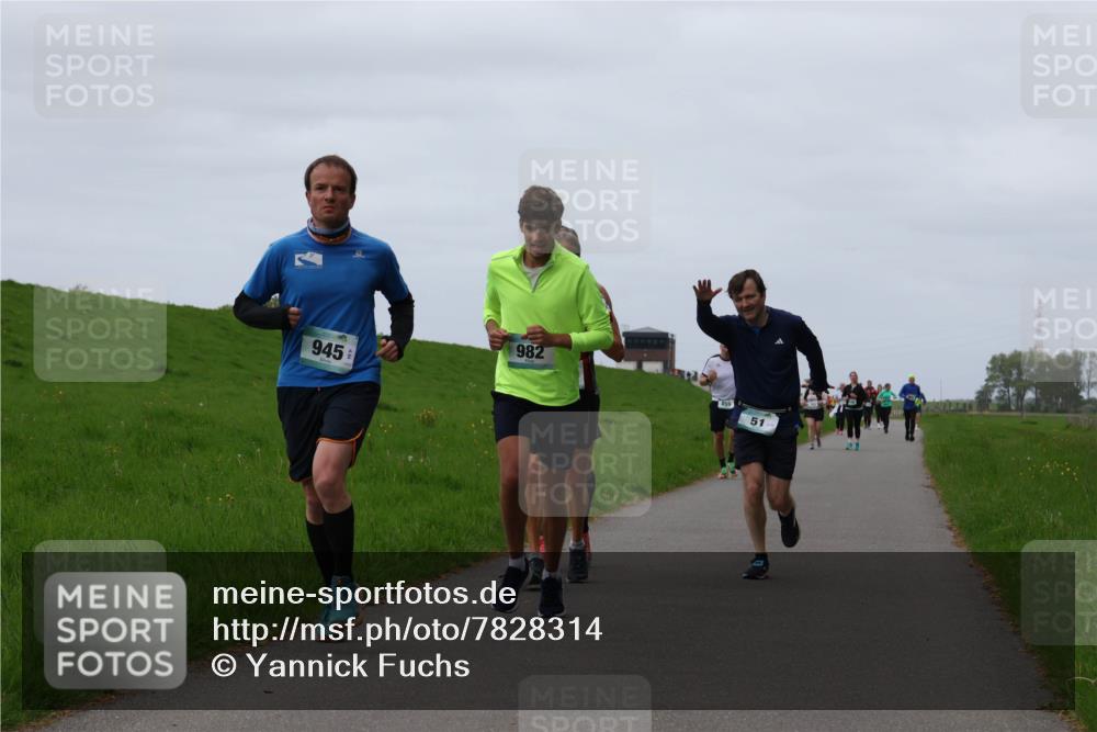 04.05.2025 - 8. Wedeler Halbmarathon Yannick Fuchs http://msf.ph/oto/7828314 04.05.2025 11:35:09 Laufen 945, 982, 51 meine-sportfotos.de