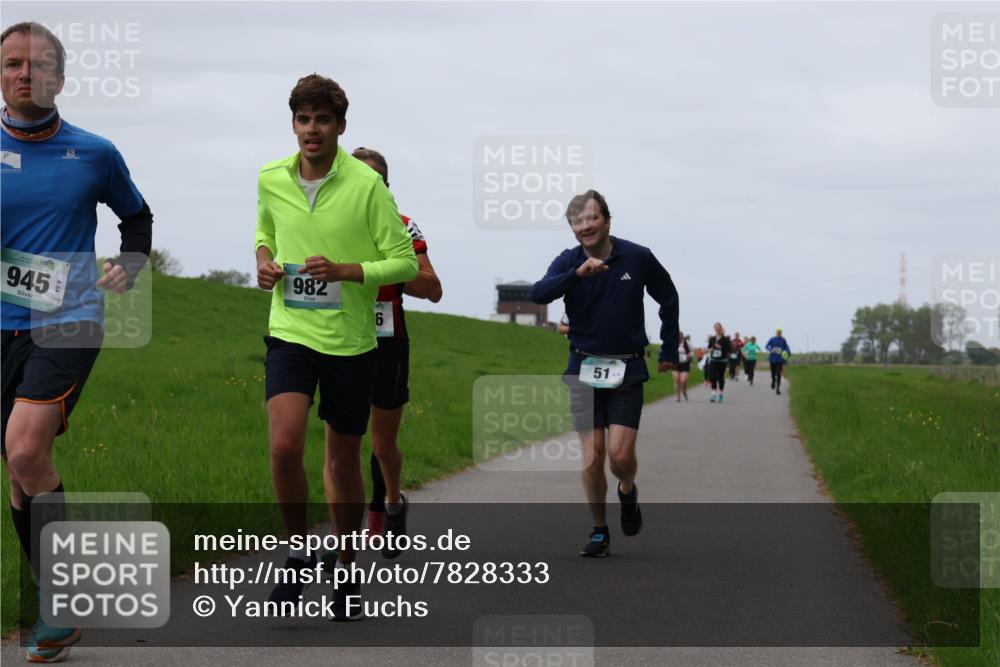 04.05.2025 - 8. Wedeler Halbmarathon Yannick Fuchs http://msf.ph/oto/7828333 04.05.2025 11:35:10 Laufen 945, 982, 51 meine-sportfotos.de