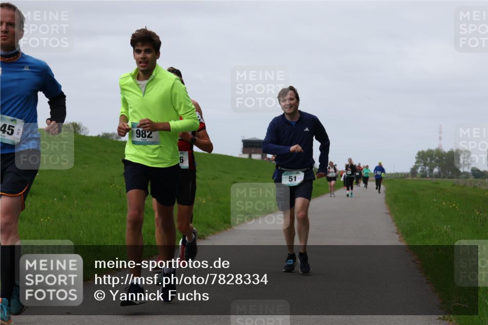 04.05.2025 - 8. Wedeler Halbmarathon Yannick Fuchs http://msf.ph/oto/7828334 04.05.2025 11:35:10 Laufen 45, 982, 6, 51 meine-sportfotos.de